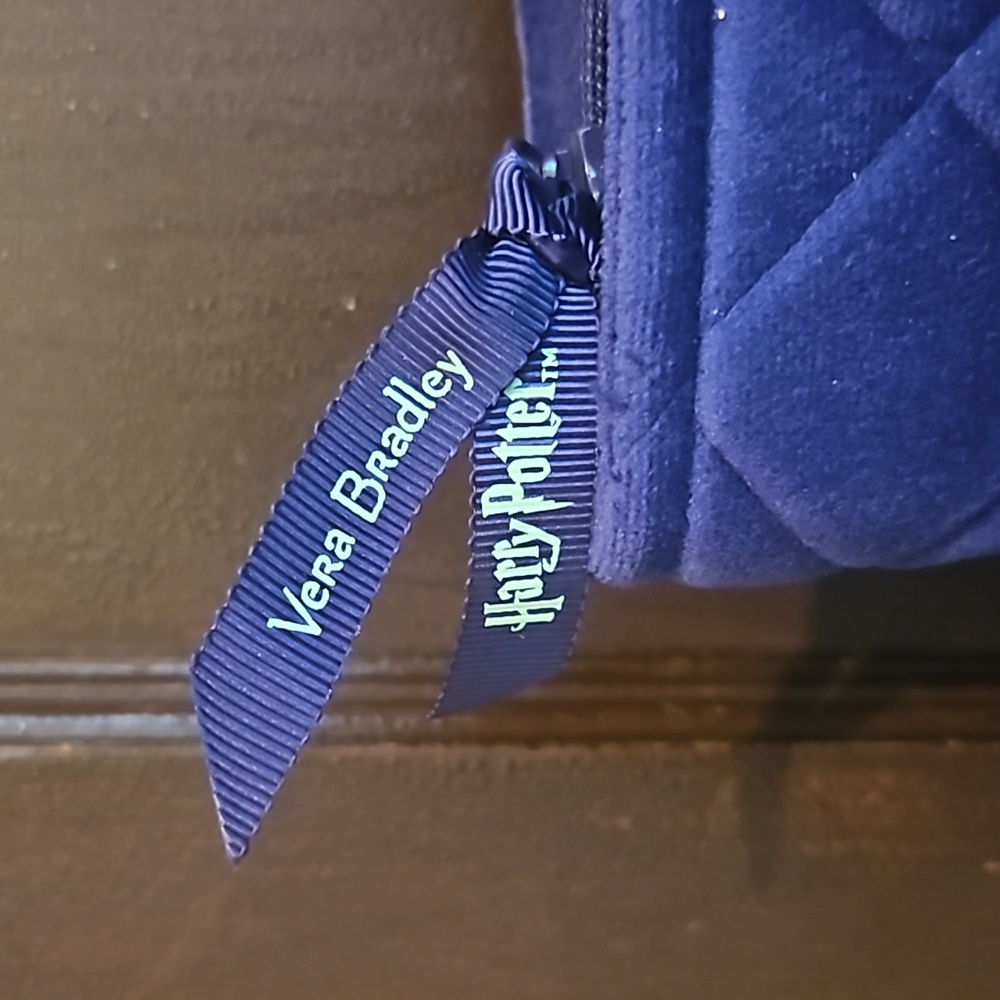 Limited Edition Harry Potter Vera Bradley Tote - Picture 2 of 7